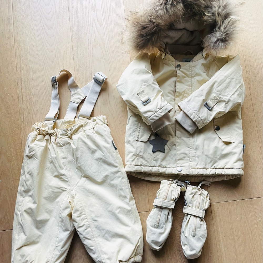 • Mini A Ture light yellow Winter Coat with Fur Trim (12-18M)*